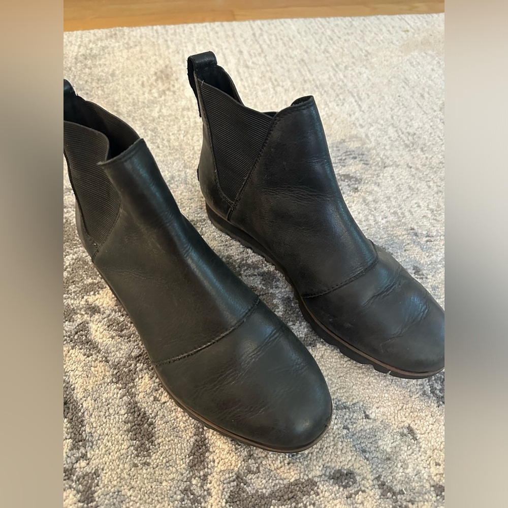 Sorel Womens Harlow Chelsea Boots Pull On Black Leather Size 8.5